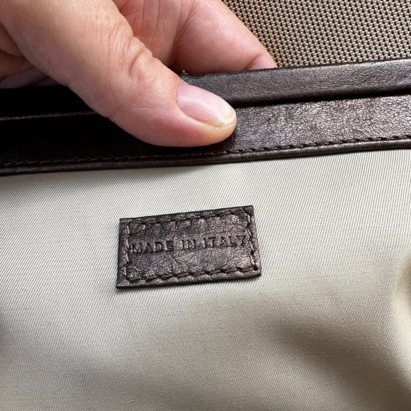 Burberry Vintage Brown Leather Handbag - Picture 12 of 15